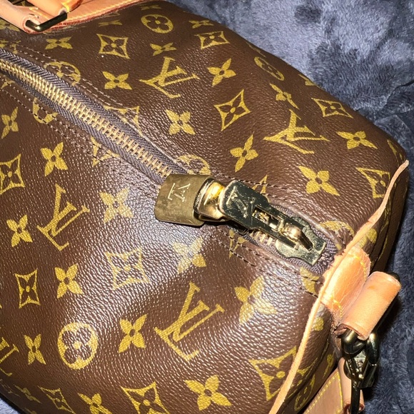 Louis Vuitton Keepall 55 - Picture 17 of 17